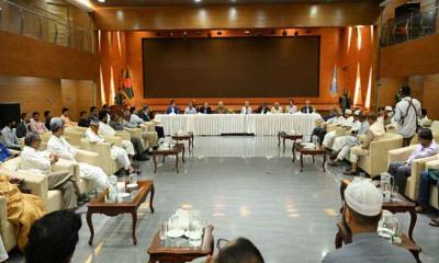 বঙ্গবন্ধুর ছবি প্রদর্শনের বিধান বাতিল চায় ঐকমত্য কমিশন