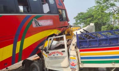 ফরিদপুরে বাস-পিকআপ সংঘর্ষে নিহত ১৩