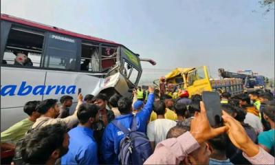 ফরিদপুরে সড়ক দুর্ঘটনায় একজন নিহত, আহত ১০