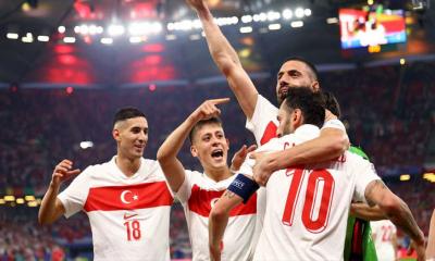 চেকদের ‘চেকমেট’ করে শেষ ষোলোয় তুরস্ক