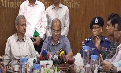 পূজা নিয়ে কোথাও কোনো শঙ্কা নেই : স্বরাষ্ট্র উপদেষ্টা