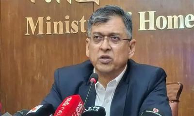 সন্ত্রাস-চাঁদাবাজদের বিরুদ্ধে অ্যাকশন শিগগিরই: স্বরাষ্ট্রমন্ত্রী