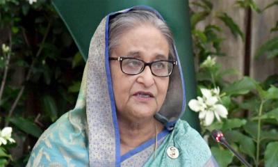 হাসিনাসহ চারজনের ফাঁসি চান অধ্যাপক মাহফুজুর রহমান