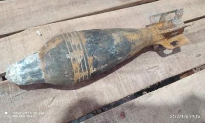 পুকুর খনন করতে পাওয়া গেলো পরিত্যক্ত মর্টারশেল