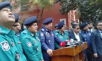 উৎসবের আমেজে ভোট চলছে: আইজিপি