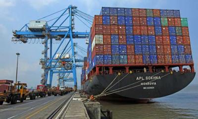 আজ থেকে ভারতের রপ্তানিতে কার্যকর হচ্ছে চড়া মার্কিন শুল্ক