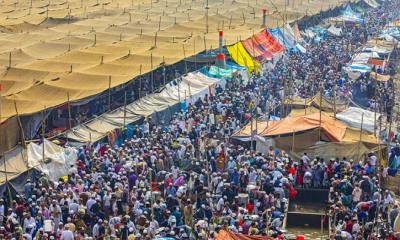 আখেরি মোনাজাতে আজ শেষ এবারের বিশ্ব ইজতেমা