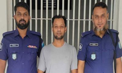 গণঅভ্যুত্থানে হত্যা মামলায় জাবির চাকুরিচ্যুত শিক্ষক জনি গ্রেপ্তার