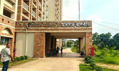 শ্বশুরের বিরুদ্ধে ধর্ষণচেষ্টার মিথ্যা মামলা, কারাগারে পুত্রবধূ