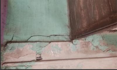 ভূমিকম্পে কবি নজরুল কলেজের ছাত্রাবাসে একাধিক ফাটল