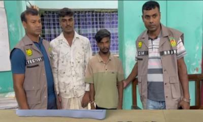 খুলনায় শীর্ষ সন্ত্রাসীর বাসা থেকে অস্ত্রসহ যুবক আটক