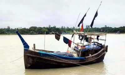নৌকায় গ্যাস সিলিন্ডার বিস্ফোরণ, ৪ জেলে দগ্ধ 