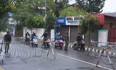 শান্তি ফেরানোর চেষ্টায় সেনাবাহিনী, অন্তর্বর্তী নেতৃত্ব নিয়ে টানাপোড়েন