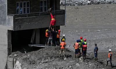 নেপালে আকস্মিক বন্যায় নিহত বেড়ে ৩৫৯, নিখোঁজ ৯০০