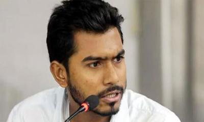 নুরুল হক নুর আইসিউতে