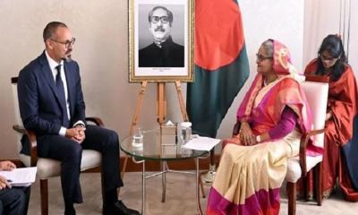 ‘শিক্ষা ও জলবায়ু’ অগ্রাধিকার নিয়ে প্রধানমন্ত্রীর সঙ্গে প্রিন্স রহিমের বৈঠক