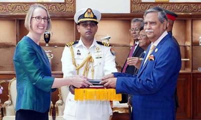 যুক্তরাজ্যের বিনিয়োগকারীদের বাংলাদেশে বিনিয়োগের আহ্বান