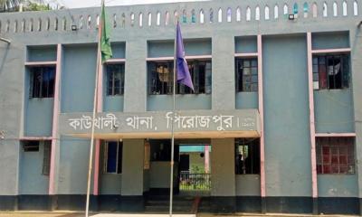 সাবেক পুলিশ সদস্যের স্ত্রীকে হত্যা ও মালামাল লুট