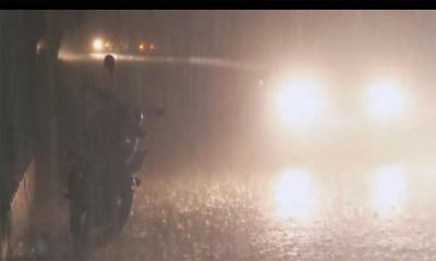 রাজধানীতে স্বস্তির বৃষ্টি, দিনে নামল অন্ধকার