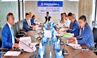 শাহ্জালাল ইসলামী ব্যাংকের নির্বাহী কমিটির সভা অনুষ্ঠিত 