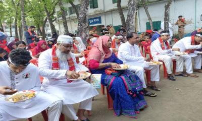 ঈশ্বরদীতে বৈশাখী উৎসবে মেতে উঠেন স্থানীয়রা