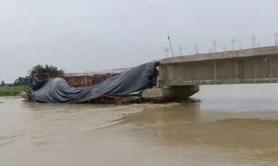 বিহারে ৯ দিনে ধসে পড়ল পাঁচটি সেতু