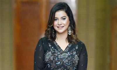 আতিফ আসলামের কনসার্টে ঢুকতে পারলেন না শবনম ফারিয়া