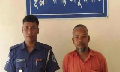 স্ত্রীকে কুপিয়ে হত্যা, ঘাতক স্বামী আটক