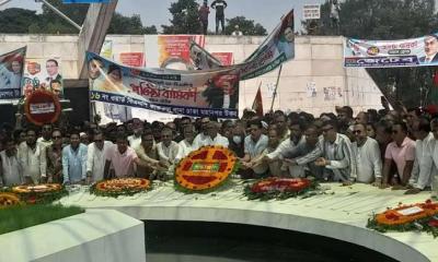 প্রতিষ্ঠা বার্ষিকীতে জিয়াউর রহমানের মাজারে বিএনপির শ্রদ্ধা