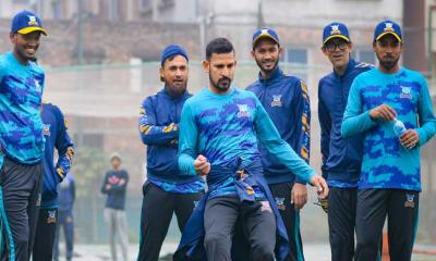 বিসিবির হস্তক্ষেপে পারিশ্রমিক পেলেন নাসিররা 