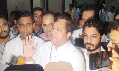 ‘ভোট দিনের বেলা হয়েছে, গভীর রাতে কেনো ফল?’