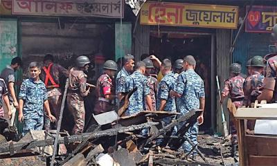 কৃষি মার্কেটে অগ্নিকাণ্ডে ফায়ার সার্ভিসের তদন্ত কমিটি