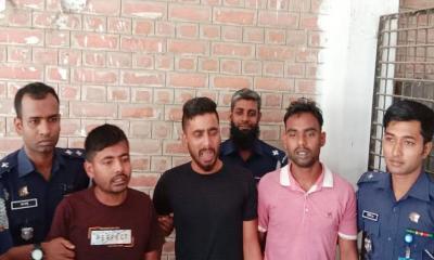 চুয়াডাঙ্গায় স্বামী-স্ত্রীকে জবাই করে হত্যা, তিন জনের মৃত্যুদণ্ড