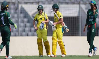 অজিদের কাছে টি টোয়েন্টিতেও ধবলধোলাই বাংলাদেশ  