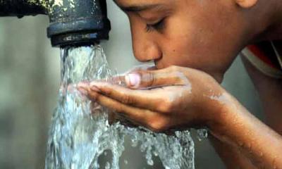 এই গরমে কতটুকু পানি খাওয়া জরুরি