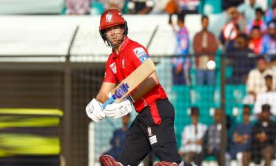 মালানের ব্যাটে চট্টগ্রামকে উড়িয়ে দিল বরিশাল