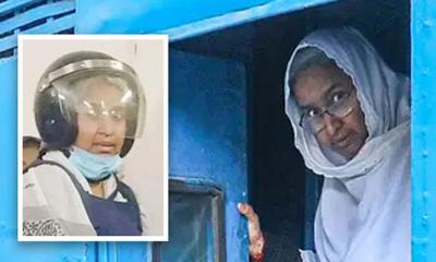 টিস্যু পেপারে ‘চিঠি’ লিখে চুপিসারে দিয়ে দিলেন দীপু মনি