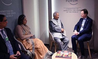 ফেসবুকে ভুয়া তথ্য প্রতিরোধে মেটাকে পদক্ষেপ নিতে বললেন ড. ইউনূস