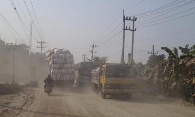 পিচ ঢালাই মহাসড়কে ইটের সলিং, সংস্কারের নামে তামাশা! 