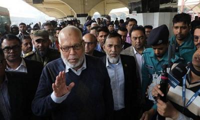 যাত্রীদের জিম্মি করে আন্দোলন দুঃখজনক : রেল উপদেষ্টা  