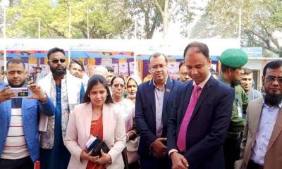 ‘এসো দেশ বদলাই, পৃথিবী বদলাই’ শীর্ষক তিনদিনব্যাপী বই মেলার উদ্বোধন 