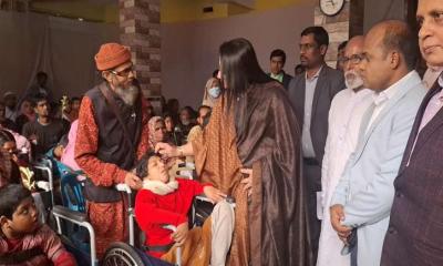 টাঙ্গাইলে ৯৯ বিশেষ চাহিদা সম্পন্ন ব্যক্তির মাঝে সহায়ক উপকরণ বিতরণ