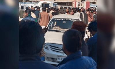 পাকিস্তানে শ্রমিকবাহী গাড়িতে হামলা, নিহত অন্তত ১০