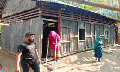 দুস্থদের ঢেউটিন ও নগদ টাকা গেল সচ্ছলদের ঘরে!