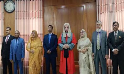 শপথ নিলেন পিএসসির নতুন ৭ সদস্য  
