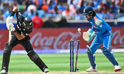 ১৭ রানের ব্যবধানে ৩ উইকেট হারিয়ে বিপদে নিউজিল্যান্ড