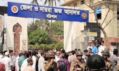 বরিশালে সাংবাদিকদের ওপর হামলা, ছাত্রদল নেতাসহ ২২ জনের বিরুদ্ধে মামলা