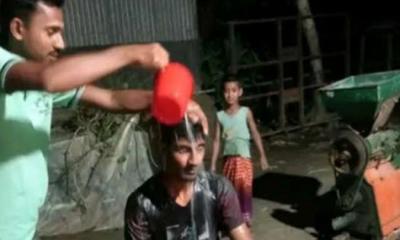বরগুনায় স্ত্রীকে তালাক দিয়ে যুবকের ২০ লিটার দুধ দিয়ে গোসল 