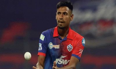 মোস্তাফিজকে নিয়ে ব্যাটিংয়ে দিল্লি