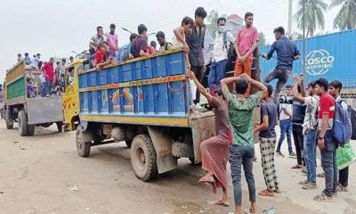 ট্রাক-পিকআপে ঈদযাত্রা, ‘মানবিক কারণে’ ছেড়ে দিচ্ছে পুলিশ